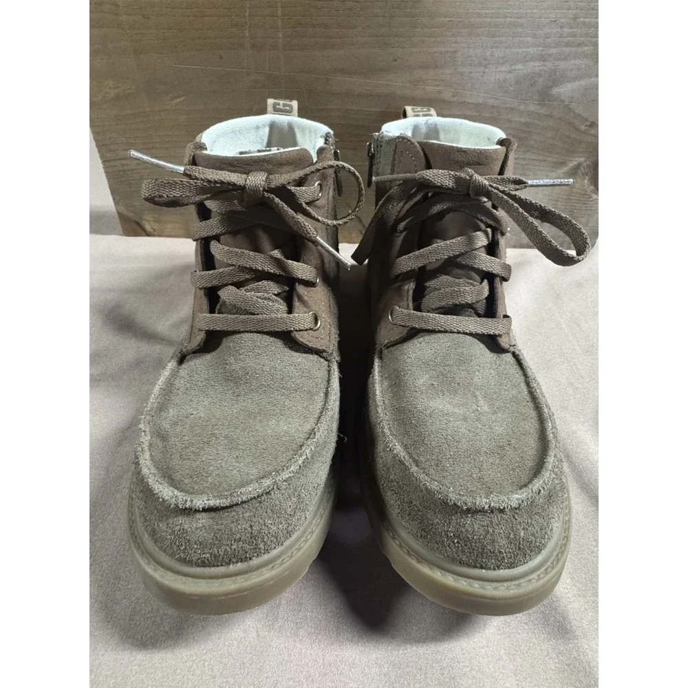 UGG CHELHAM WEATHER Waterproof  Boy's Ankle Boots Size US 5 Suede Brown New